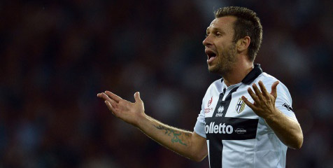 Putus Kontrak, Cassano Tinggalkan Parma Putus Kontrak, Cassano Tinggalkan Parma