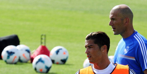 Zidane: Zaman Saya Dulu Tak Ada Ronaldo atau Messi