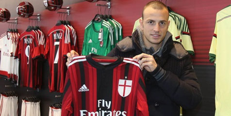 Antonelli Resmi Berseragam Milan