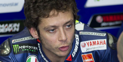 Lagi, Valentino Rossi Pamer Corak Unik Helm Uji Coba