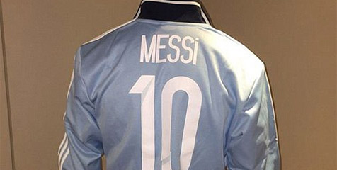 Messi Rayakan Rekor Instagram dengan Jersey Istimewa