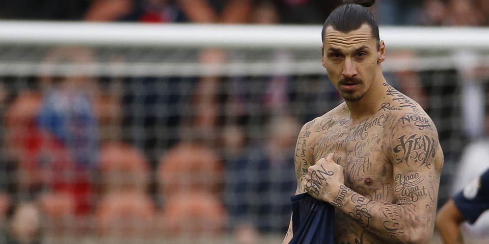 Ini Alasan Munculnya Tato Misterius Zlatan Secara Mendadak