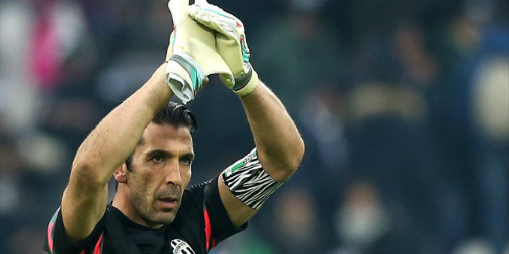 Juventus Seri, Buffon Sebut Dirinya Tak Becus Jadi Kapten