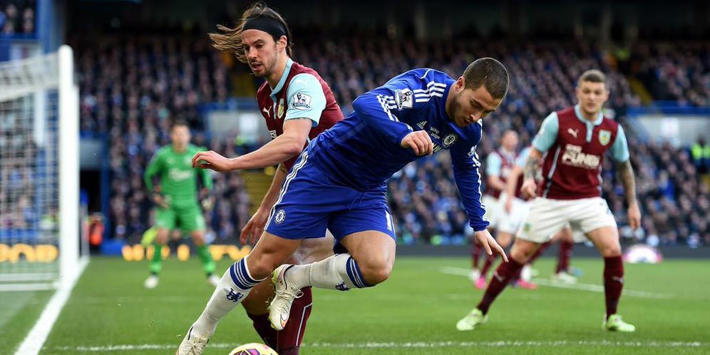 Review: Penuh Kontroversi, Chelsea Tertahan