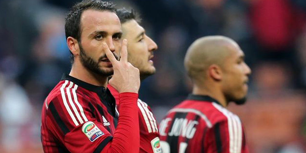 Konversi Penalti 100 Persen Milan