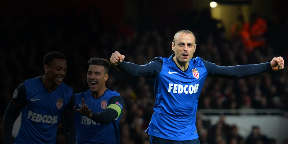 Berbatov Sejajar Legenda Bulgaria dan Barcelona - Bola.net