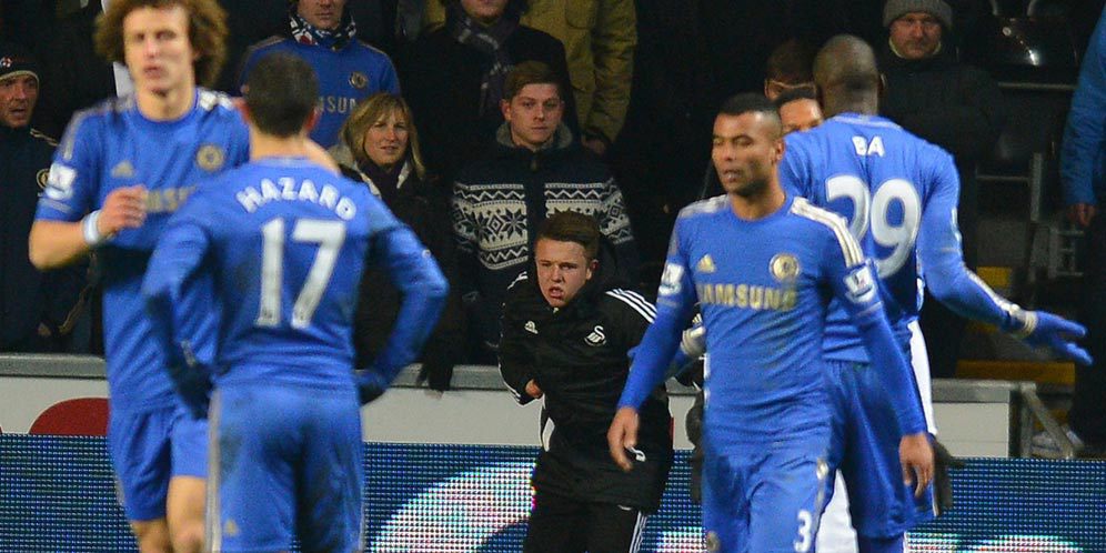 Hazard Kenang Insiden Tendangannya ke Ballboy Swansea