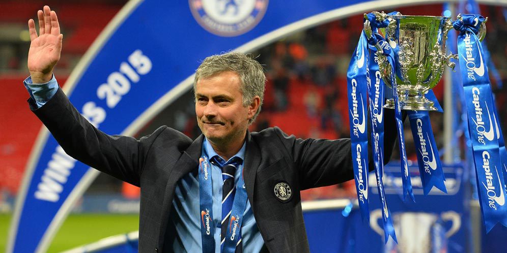 Chelsea Juara COC, Mourinho Minta Youngster Angkat Trofi Pertama