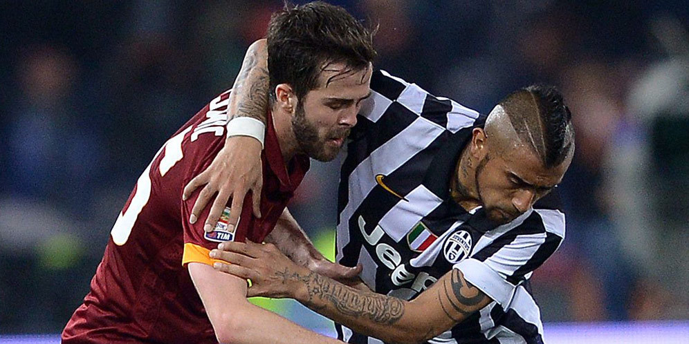 Rekor Kartu di Duel Panas Roma vs Juventus Rekor Kartu di Duel Panas Roma vs Juventus