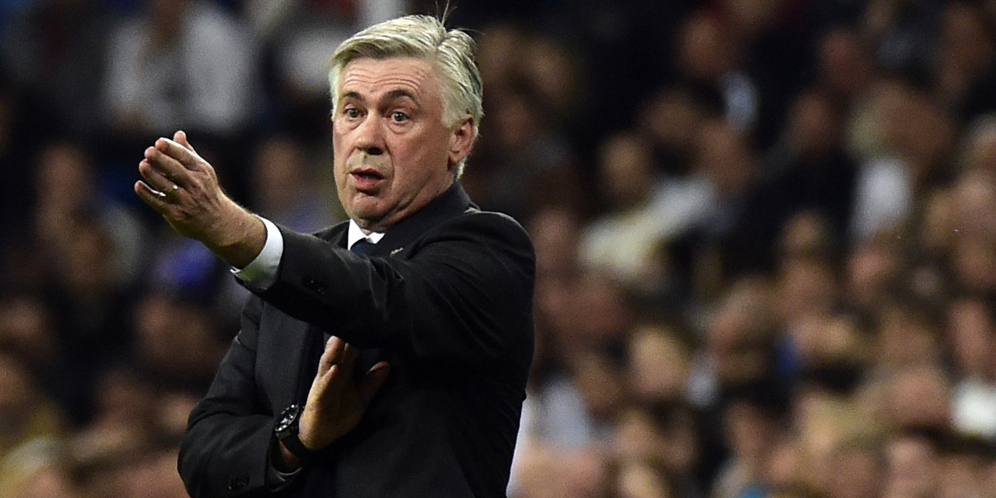 Madrid Dicibir Fans, Ancelotti Anggap Alarm