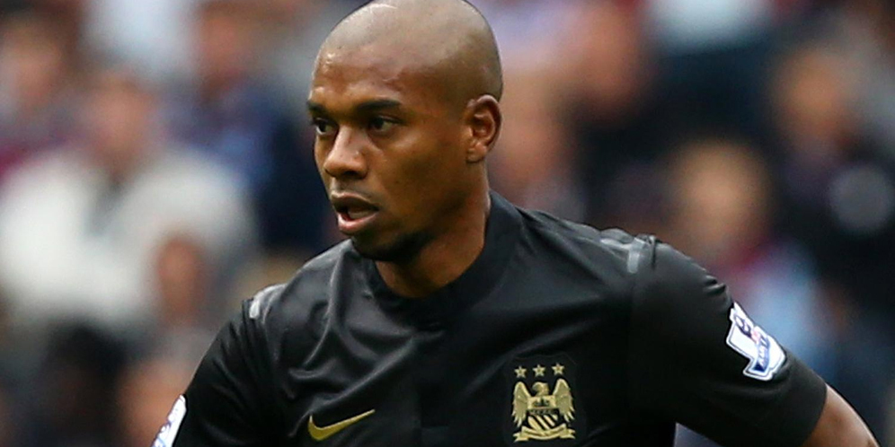 Fernandinho: Perkelahian Dengan Kompany Karangan Media