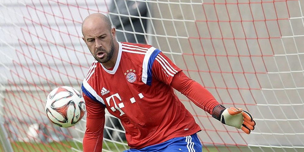 Reina: Saya Lebih Suka Jadi Cadangan di Bayern Ketimbang Liverpool