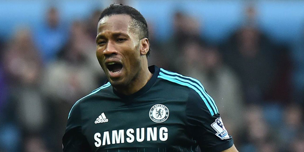 Drogba Idamkan Trofi Premier League