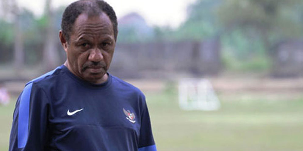 Rully Nere Persiapkan Timnas Wanita Ikuti AFF di Vietnam Rully Nere Persiapkan Timnas Wanita Ikuti AFF di Vietnam