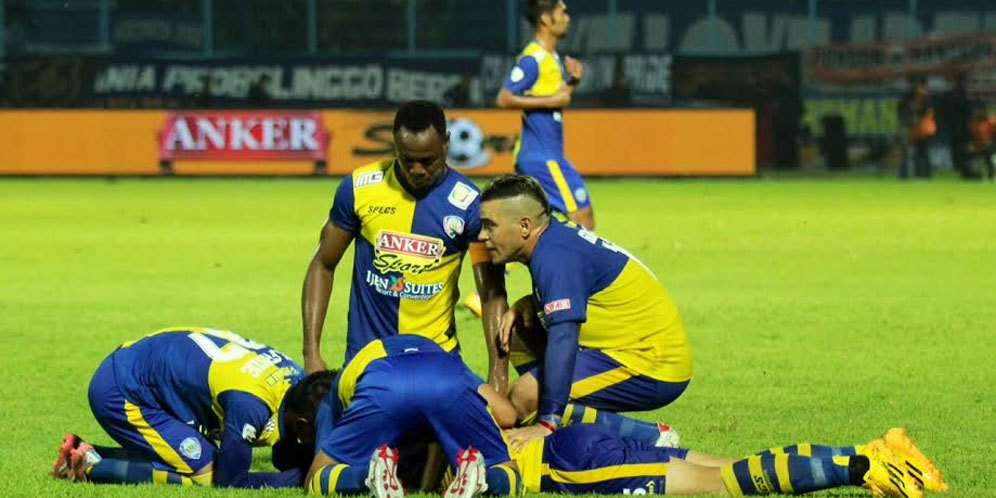 Arema Cronus Sepakat Kompetisi QNB League Ditunda