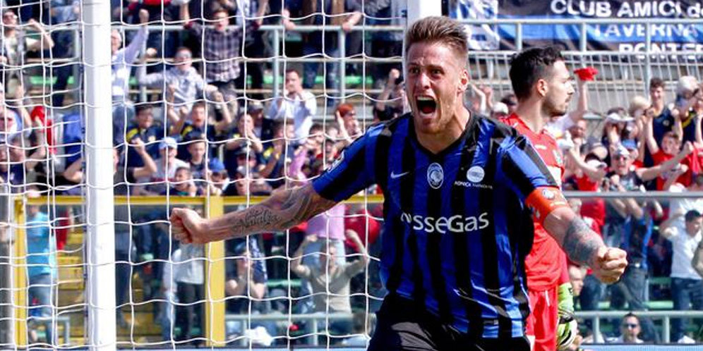 Operan Back Heel dan Gol Overhead German Denis