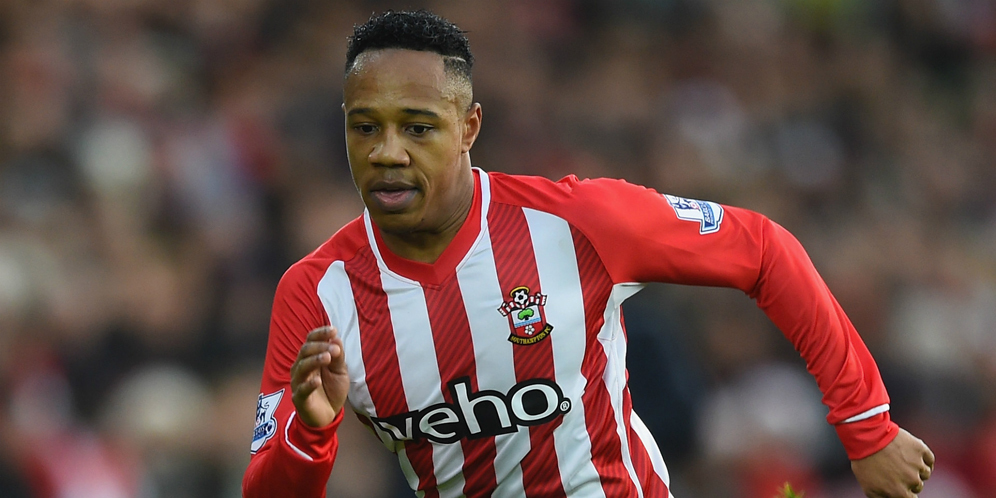 Jurnalis Inggris Klaim Nathaniel Clyne Sudah Deal Dengan MU