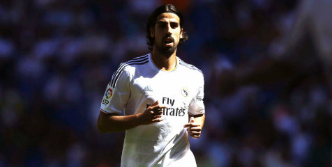 MU & Chelsea Pimpin Balapan Buru Servis Khedira