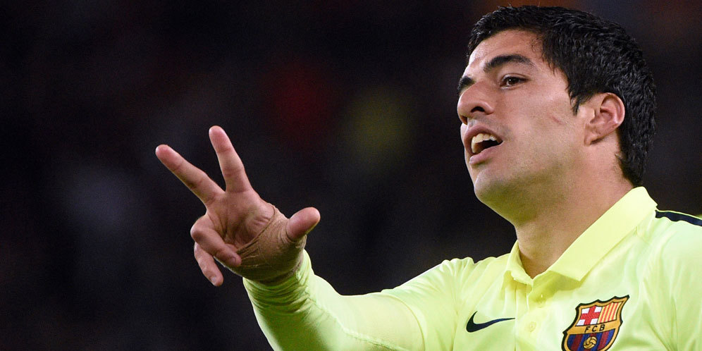 Panggung Makin Menantang, Luis Suarez Makin Garang