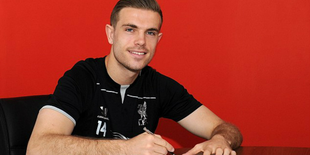 Henderson Resmi Perpanjang Kontrak di Liverpool