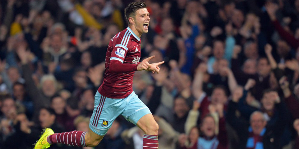 Pelatih West Ham Bantah Chelsea Telah Tawar Aaron Cresswell