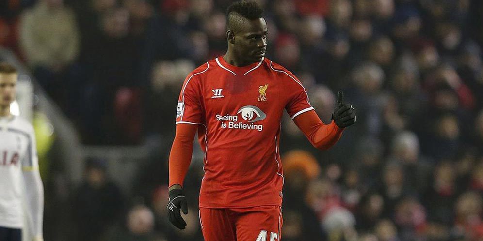 Melempem, Rodgers Terus Bela Balotelli