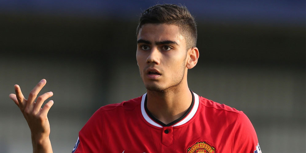 Dikaitkan Dengan PSG, Pereira Pilih Bertahan di MU