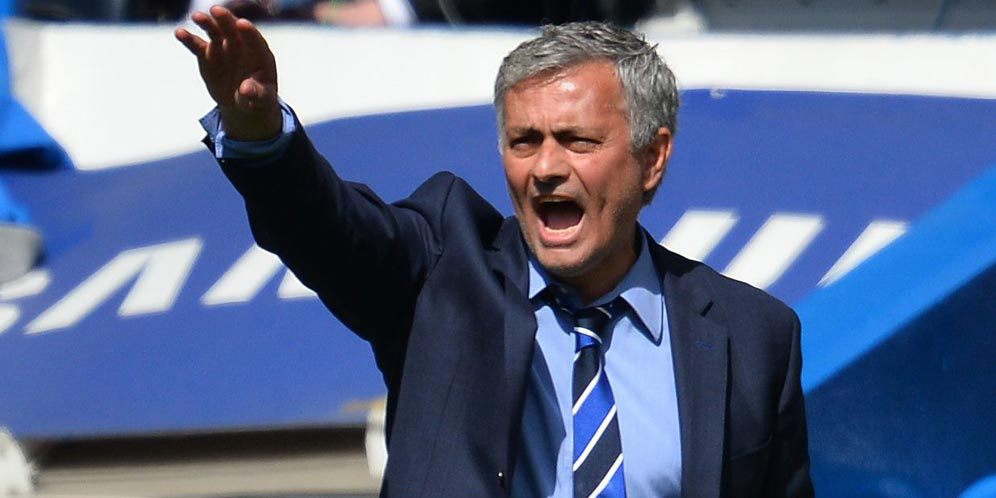 Mourinho: Tak Ada Yang Bantu Chelsea Juara