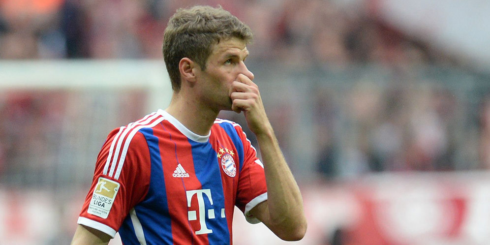 Muller: Saya Tak Tegang Hadapi Barca