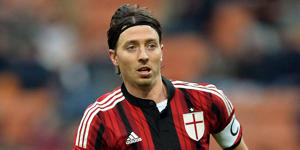 Montolivo Absen di Sisa Musim Ini