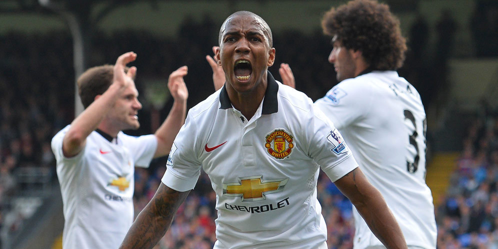 Ashley Young Berharap Chelsea Kalahkan Liverpool