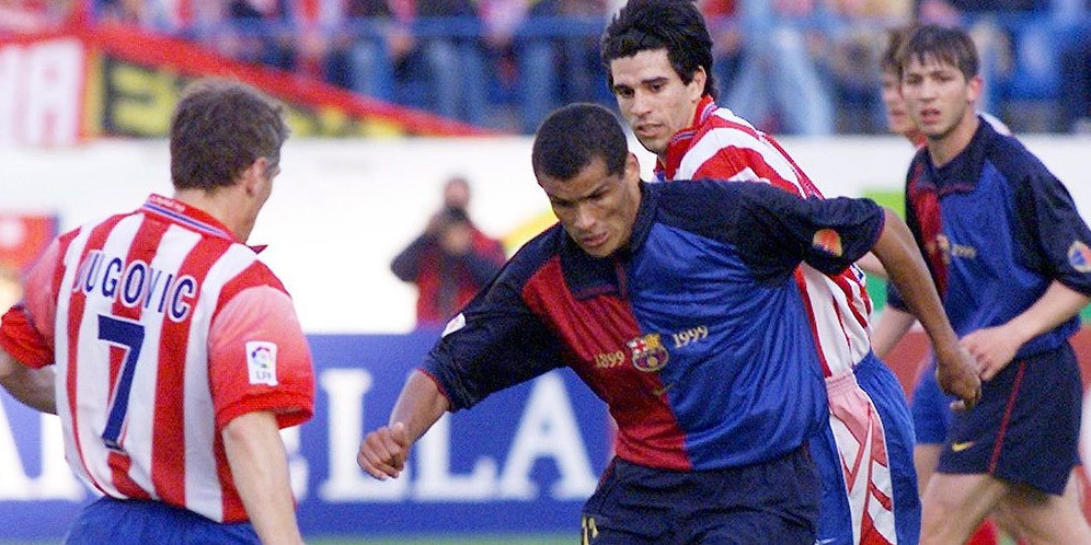 Kilas Balik Atletico vs Barcelona: Golazo Rivaldo