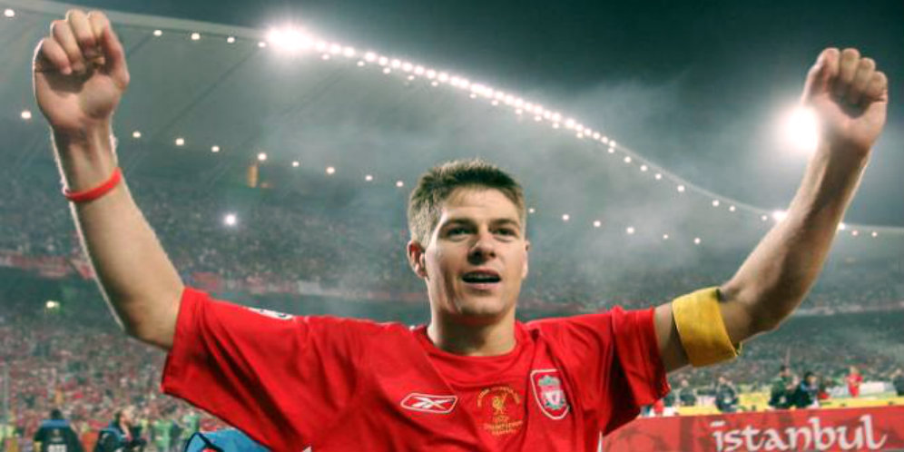 Gerrard Raih Penghargaan 'Outstanding Achievement'