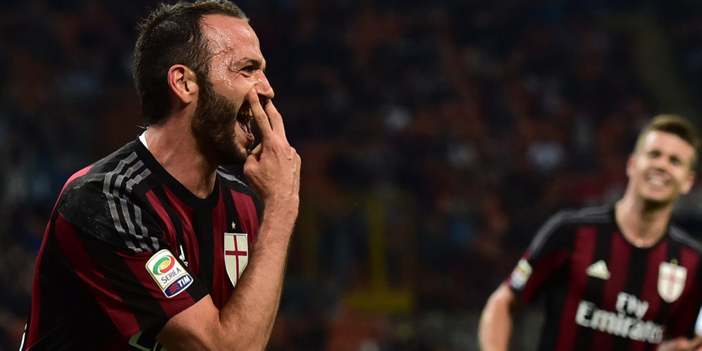 Pazzini Berharap Dipertahankan Rossoneri