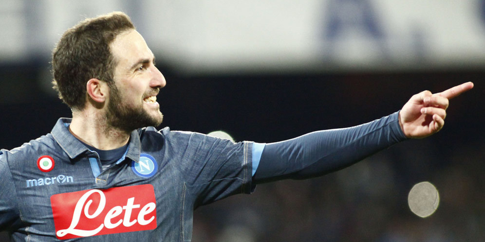 Chelsea Bakal Tebus Higuain 