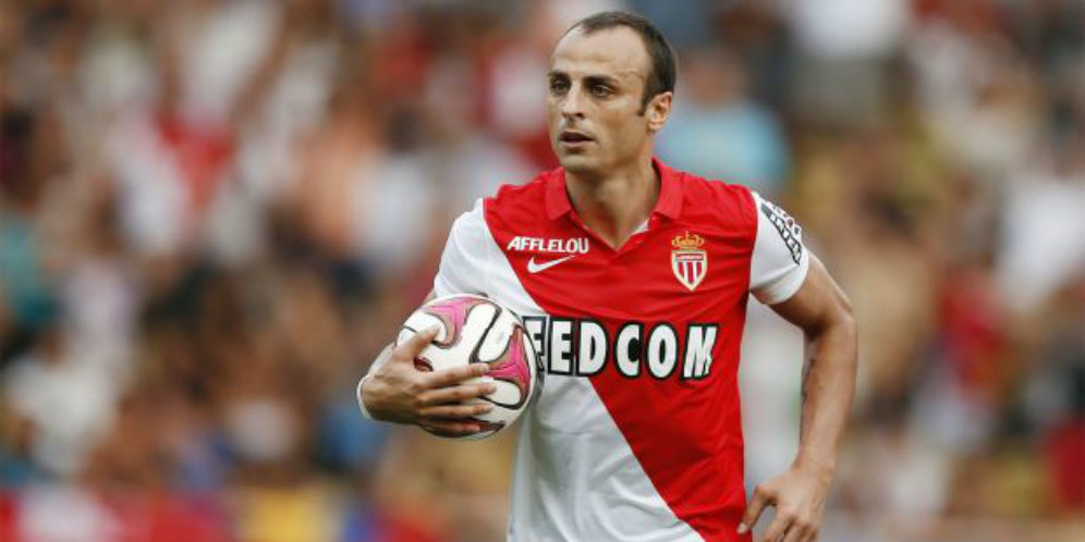 Berbatov Ingin Kembali ke Premier League