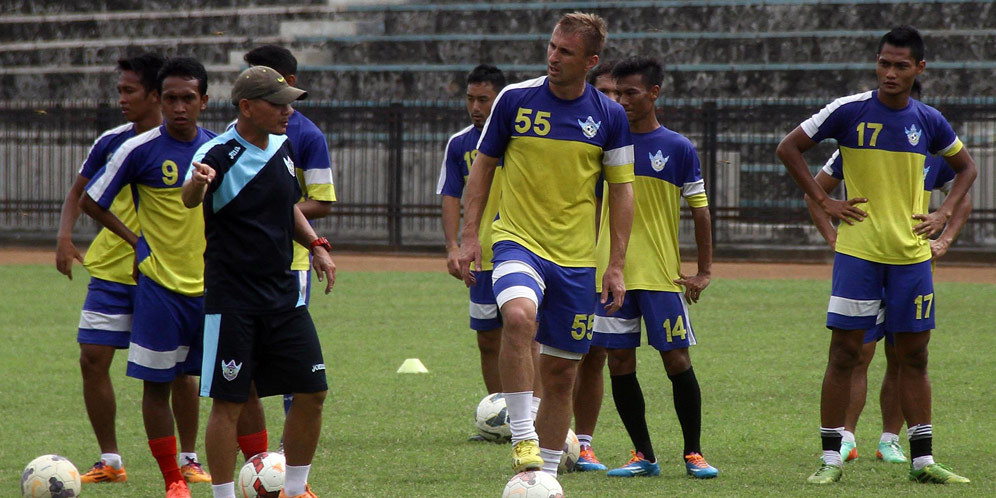 Bulan Ini Gresik United Tentukan Masa Depan Pemain