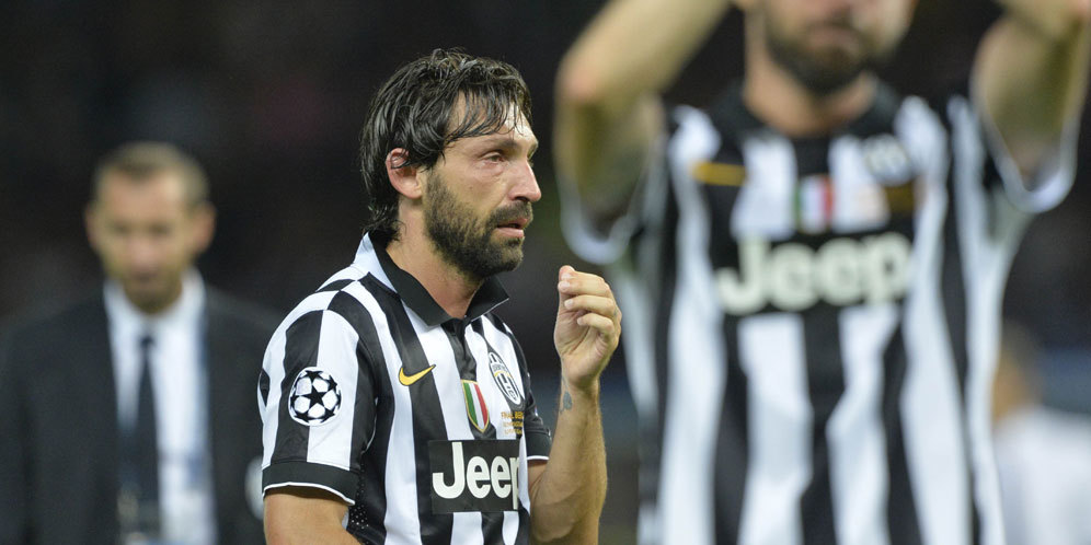 Tangis Pirlo di Berlin