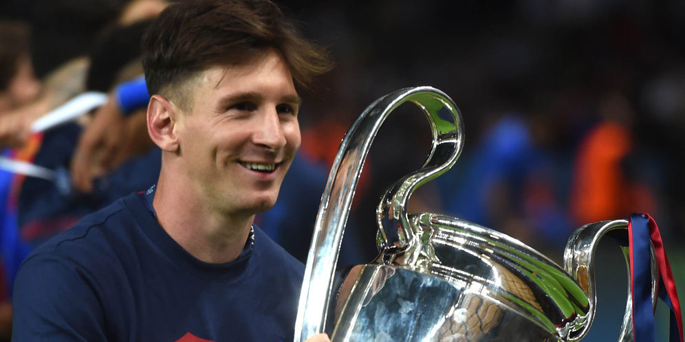 Sumringah, Messi Sarapan Bareng Trofi Liga Champions