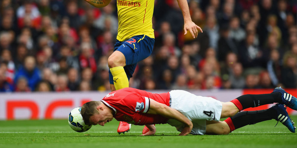  Momen Paling Lucu Phil Jones Di Premier League 2014/15