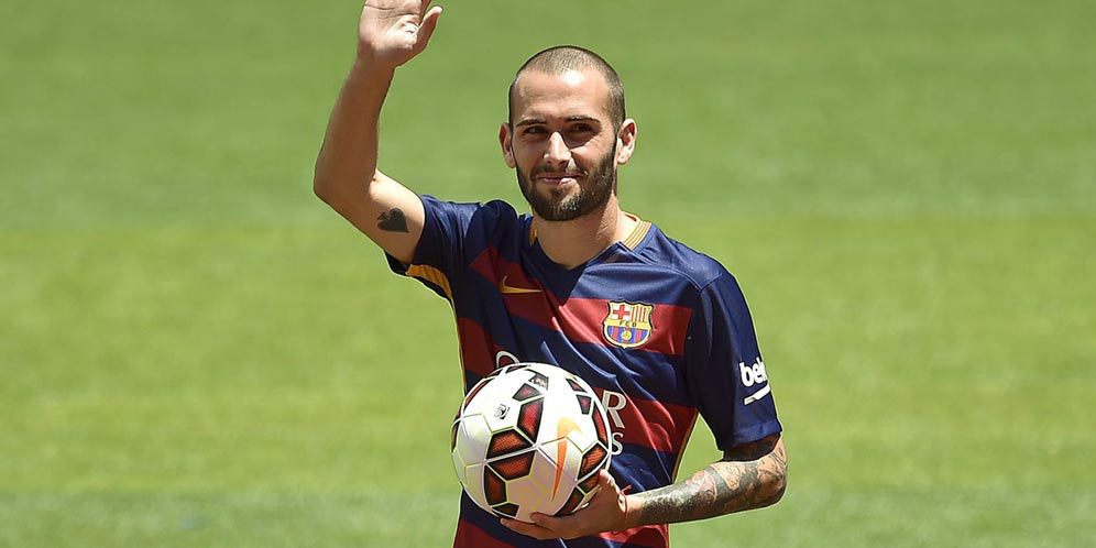 Dani Alves Siap Bantu Aleix Vidal di Barcelona