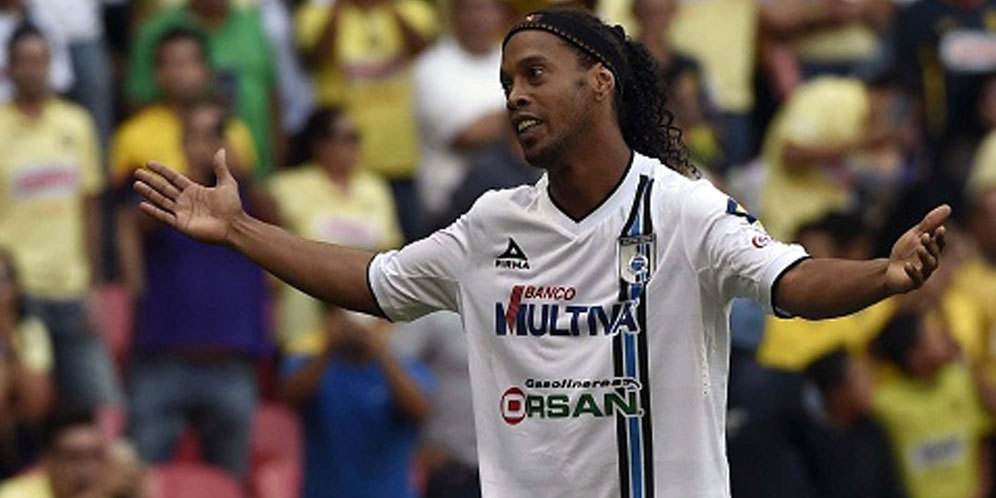 Ronaldinho Tinggalkan Queretaro Ronaldinho Tinggalkan Queretaro