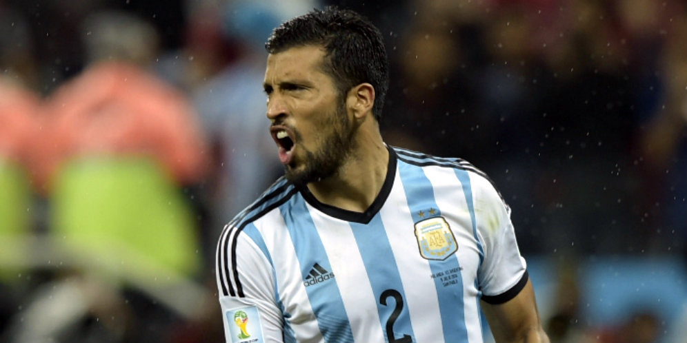 Garay Ngebet Hijrah ke Arsenal