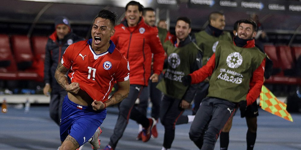 Gol Indah Ini Antar Chile ke Final Copa America 2015