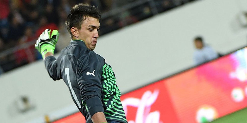 Ujfalusi Klaim Muslera Akan Gantikan De Gea di MU