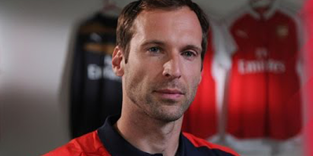 Musim Depan Cech Minta Arsenal Konsisten 