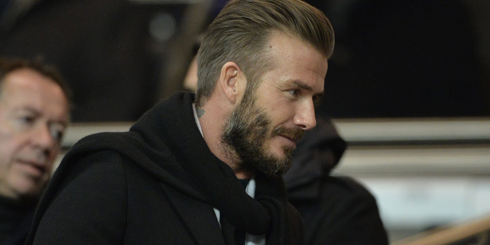 Sigap Tangkap Bola Tenis, Beckham Tetap Bergaya Cool