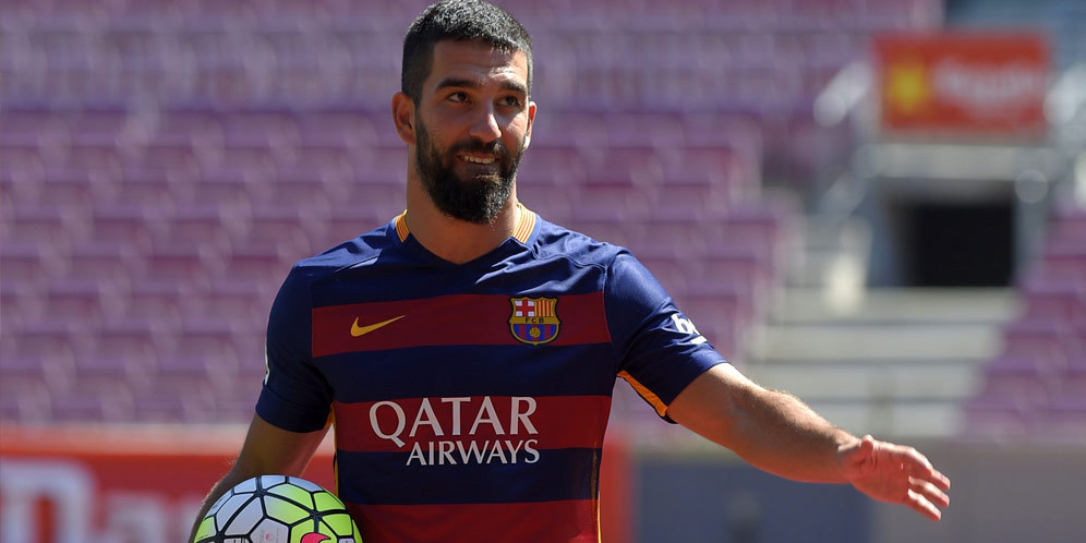 Video: Perkenalan Arda Turan di Depan Publik Camp Nou