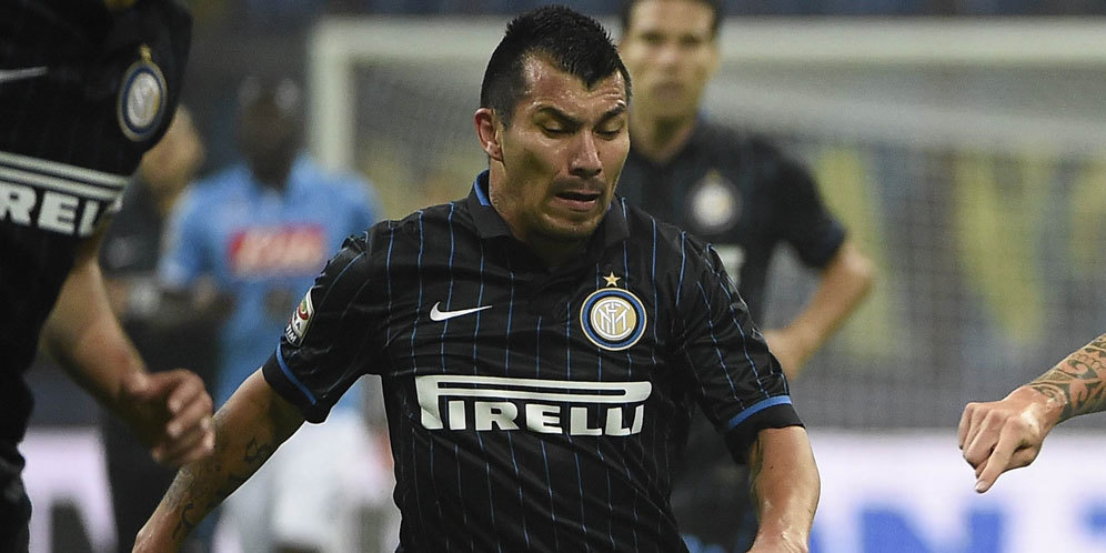 The Reds Buru Gary Medel