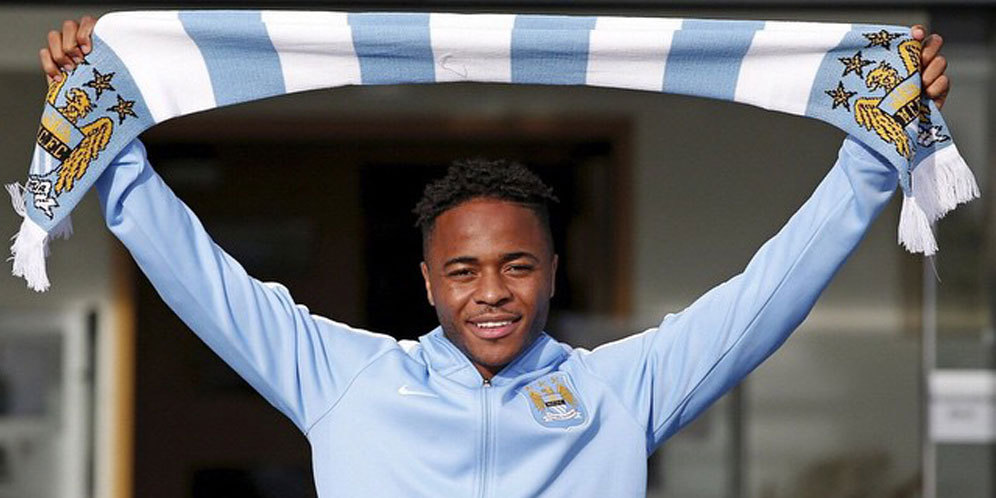 Ini Posisi Yang Pas Buat Sterling di City Versi Carragher